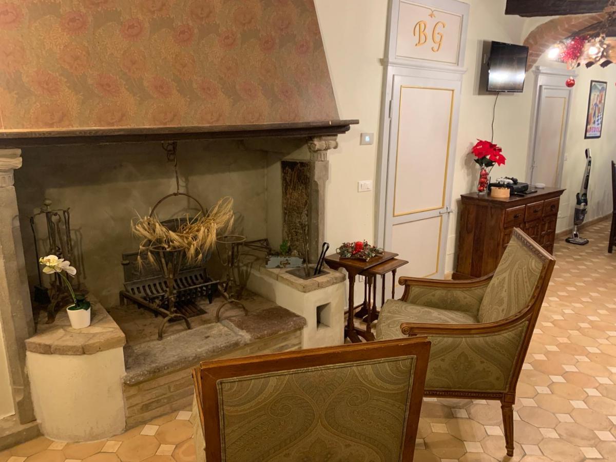 Cortona Suite - The House With Well And The Frescos Palace Exterior photo